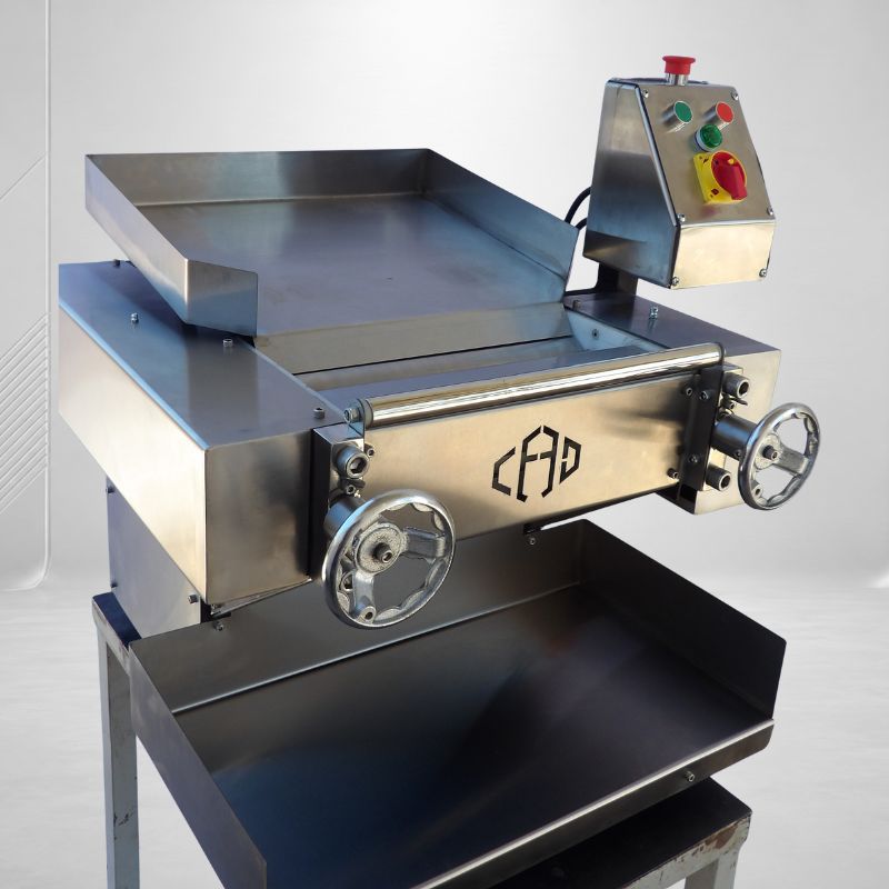 Laminadora pesada LAM300C — CAD Máquinas Alimenticias